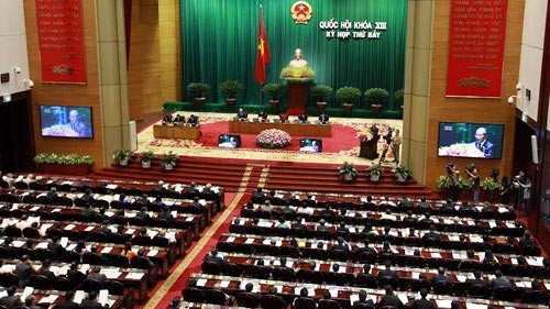 National Assembly deputies continue discussing revised laws - ảnh 1